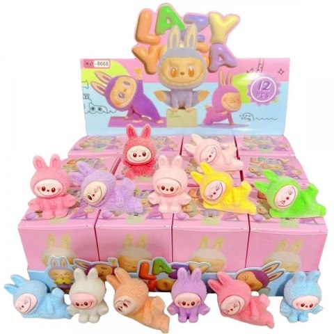 Figurka labubu yoga 6 x 6 x 7cm B-3843